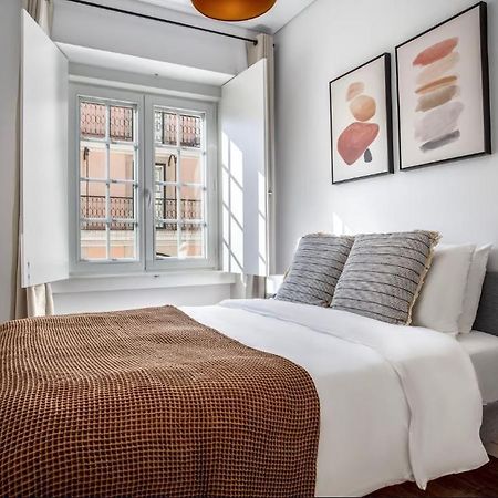 Private Bedrooms In The Heart Of Lisboa Екстериор снимка