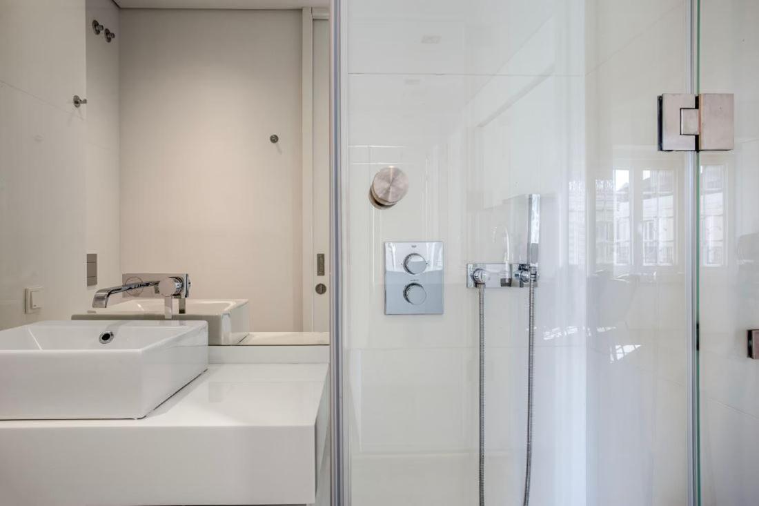 Private Bedrooms In The Heart Of Lisboa Екстериор снимка